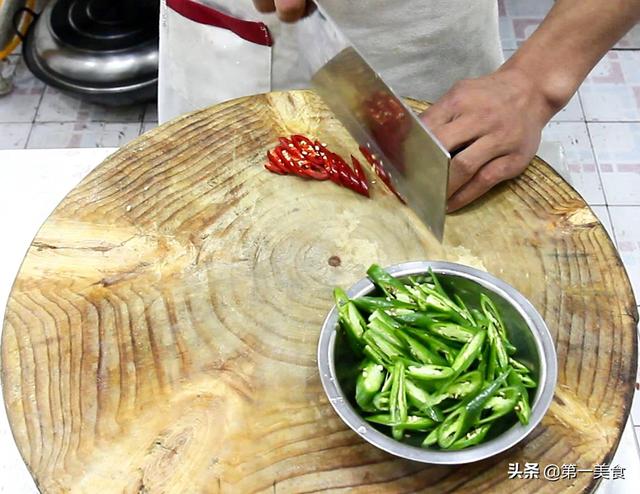 杏鮑菇怎么做好吃（杏鮑菇最簡單的四種做法）(4)