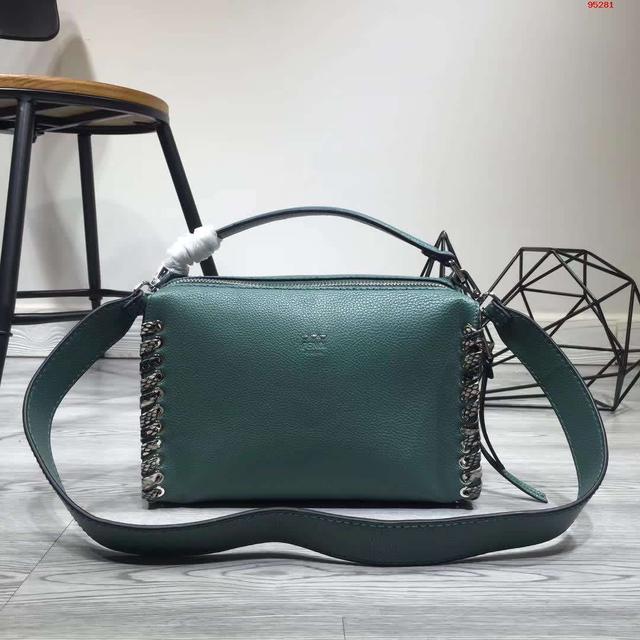 女包品牌有哪些牌子（頂級奢侈品包包排行榜）(6)