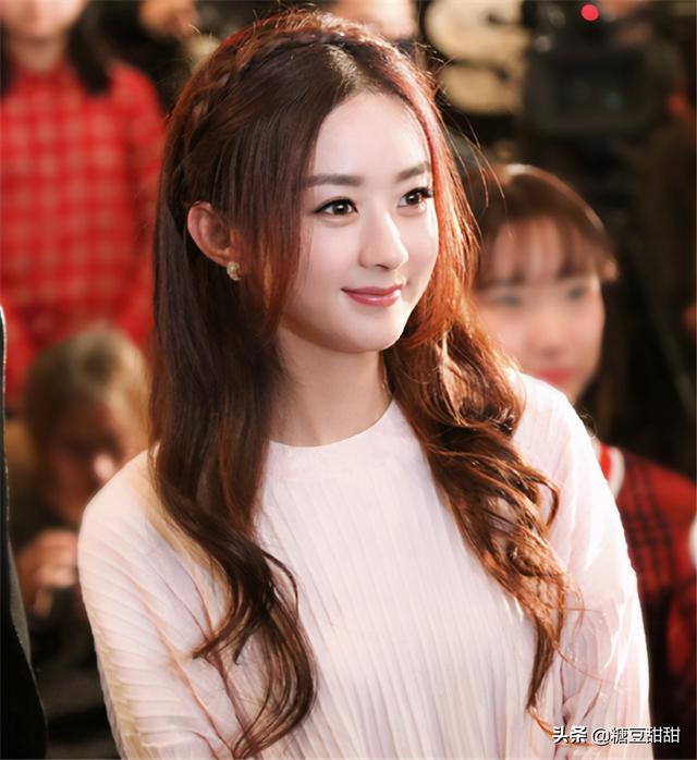 女生辮子發(fā)型扎法大全（簡(jiǎn)單馬尾扎法不傷發(fā)際線）(5)