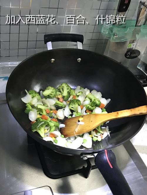 蘇泊爾炒鍋哪款好用（蘇泊爾臻鐵真不銹鑄鐵炒鍋評(píng)測）(9)