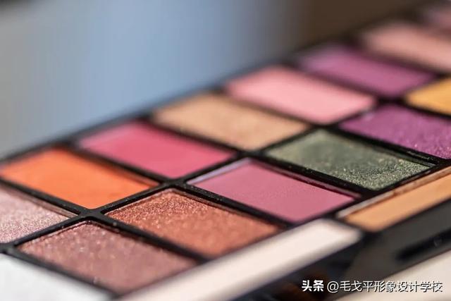 如何畫眼妝步驟圖解（如何畫出適合自己的眼妝）(6)