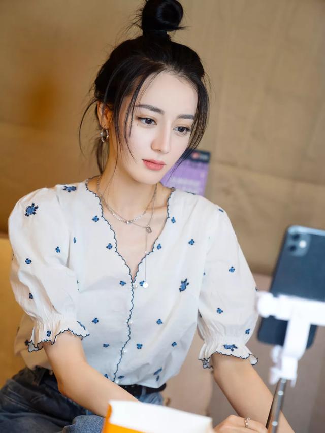 長臉型適合什么劉海（什么劉海是全部臉型都適合的）(36)
