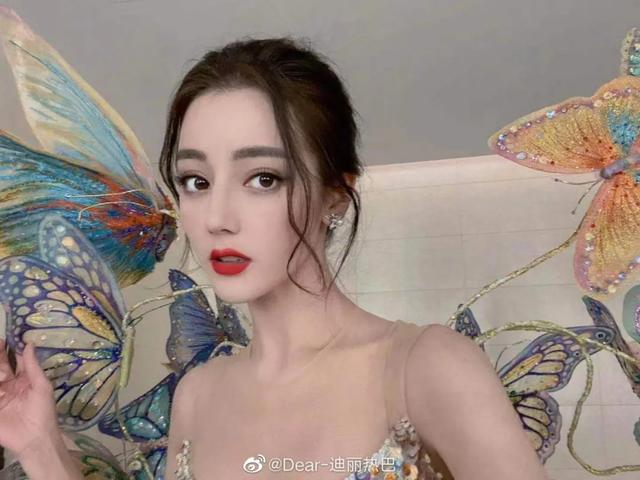 長臉型適合什么劉海（什么劉海是全部臉型都適合的）(41)