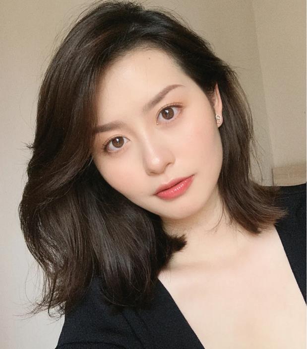 胖圓臉短發(fā)發(fā)型圖片（50歲的圓臉型女人適合剪什么短發(fā)）(7)