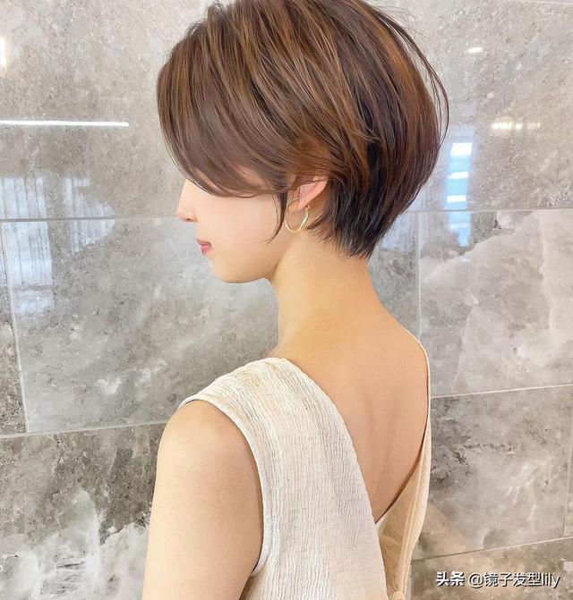 最新流行短發(fā)型（流行發(fā)型2022最新款女發(fā)）(2)