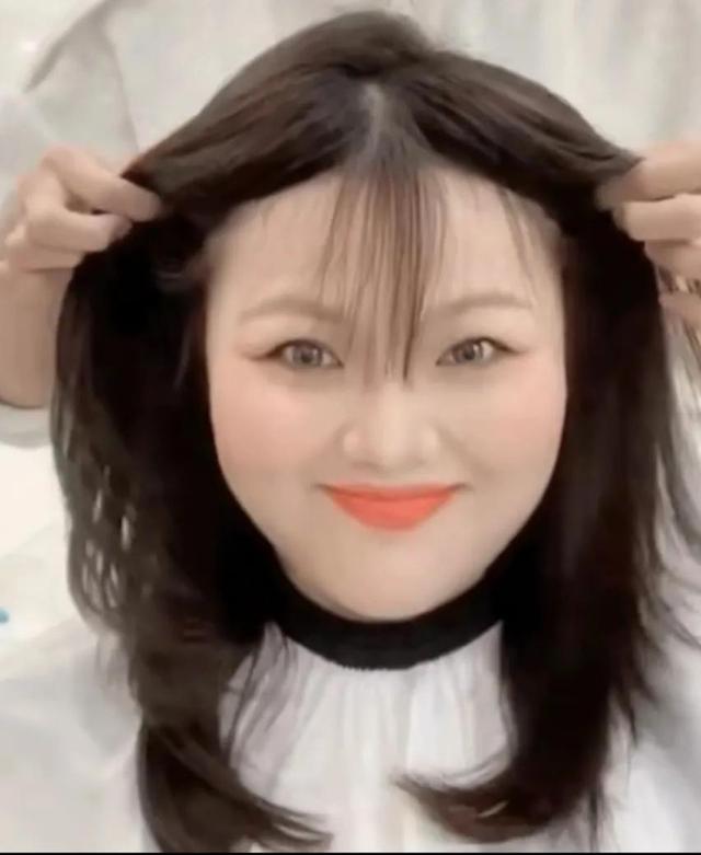 有劉海的發(fā)型圖片女生（不同的臉型適合不同的劉海）(1)
