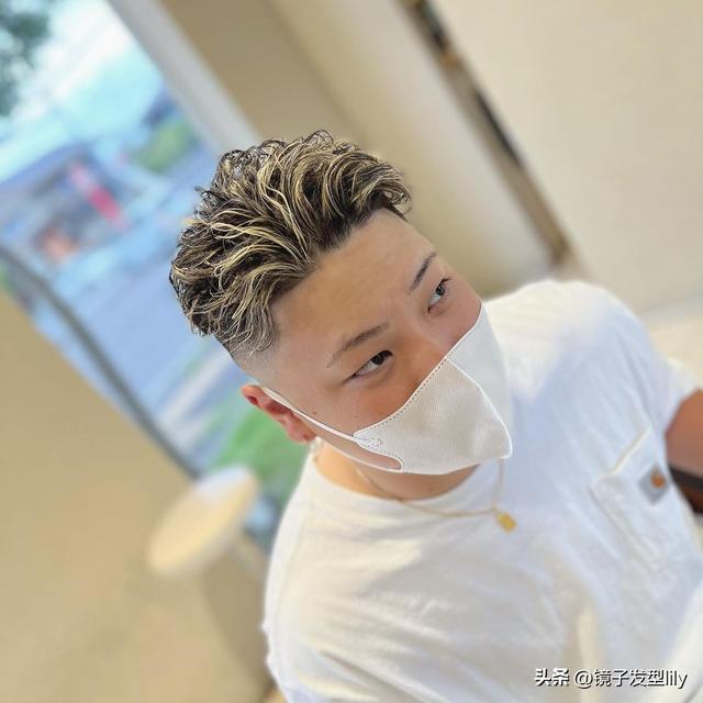 時尚潮男發(fā)型圖片大全（4種又帥又時尚的男士發(fā)型）(11)