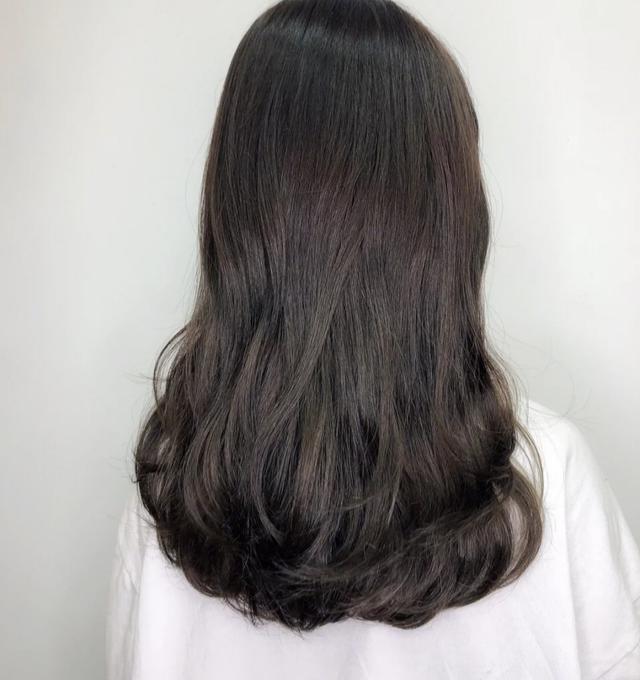 圓臉適合燙什么發(fā)型（適合圓臉的流行發(fā)型）(2)