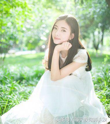 長發(fā)發(fā)型設(shè)計(jì)圖片（12款女生好看的長發(fā)發(fā)型設(shè)計(jì)）(9)