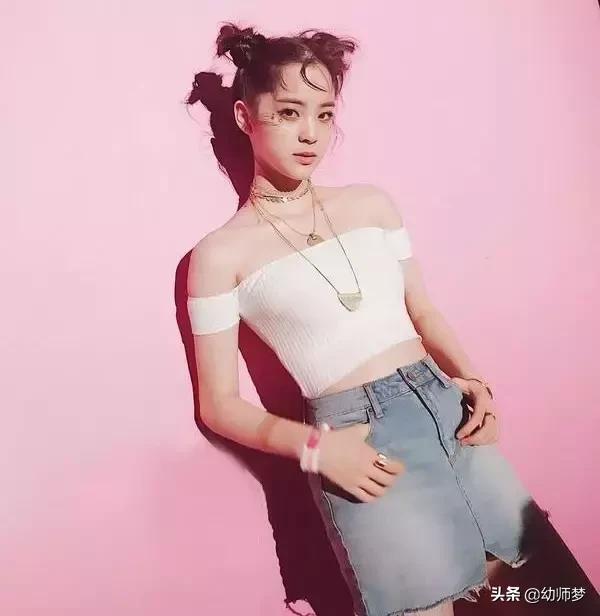 長發(fā)發(fā)型設計與臉型搭配（8款不挑臉型的長發(fā)發(fā)型）(16)