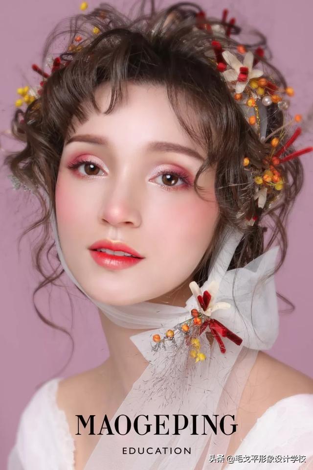 新娘化妝造型圖片（手把手教你打造甜美森系新娘造型）(4)