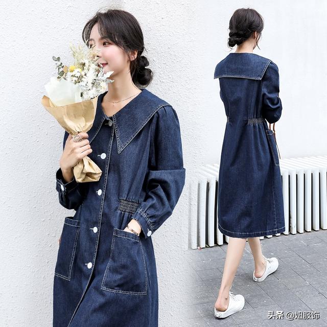牛仔連衣裙搭配什么鞋子好看（牛仔連衣裙適合的秋冬穿搭）(23)