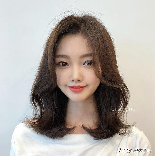 短發(fā)燙什么發(fā)型好看（好發(fā)型推薦這四種不能少）(6)