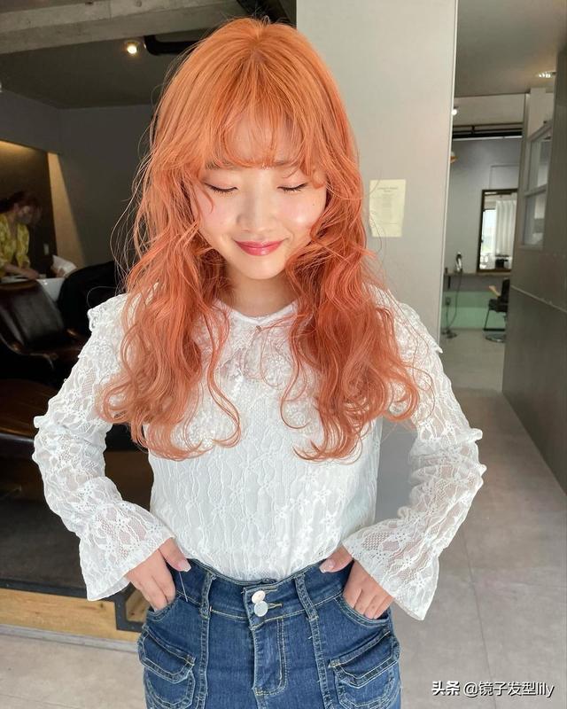 短燙發(fā)發(fā)型圖片（從短到長(zhǎng)女發(fā)18款推邊短發(fā)很利落）(14)