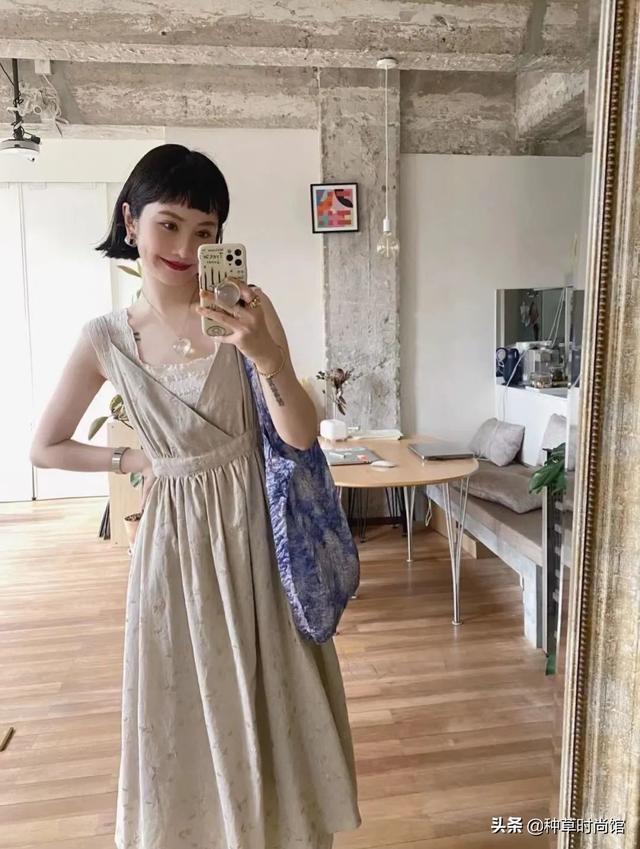 好看的短發(fā)發(fā)型圖片（今年流行的這4款短發(fā)超顯年輕）(27)