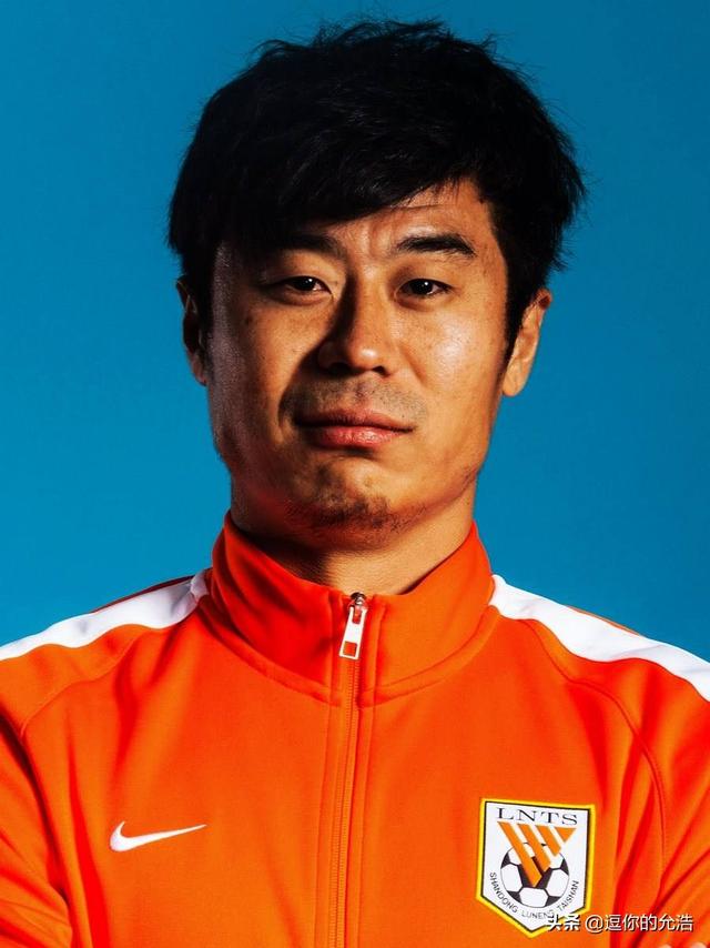 帽子戲法什么意思（足球比賽中進(jìn)球?yàn)槭裁唇忻弊討蚍ǎ?4)