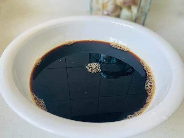 腌制糖蒜的正確方法（正宗糖蒜怎么腌不放鹽只放糖）(8)