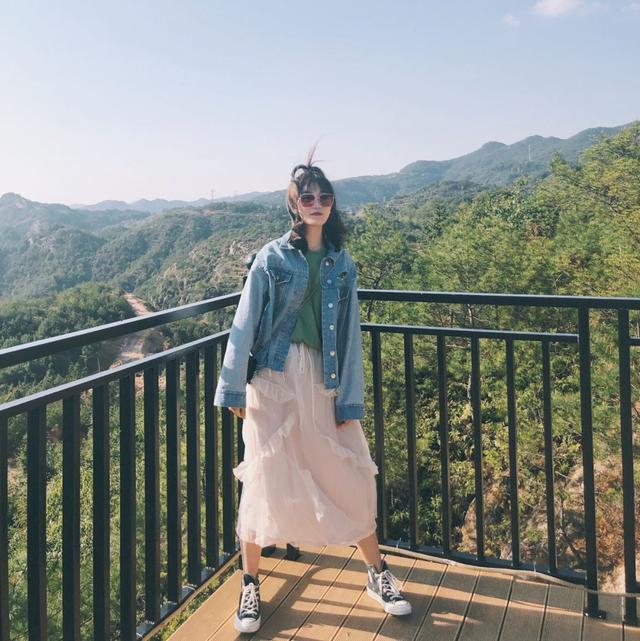高幫鞋搭配什么褲子女生（高幫帆布鞋搭配秋冬女生學(xué)生）(7)