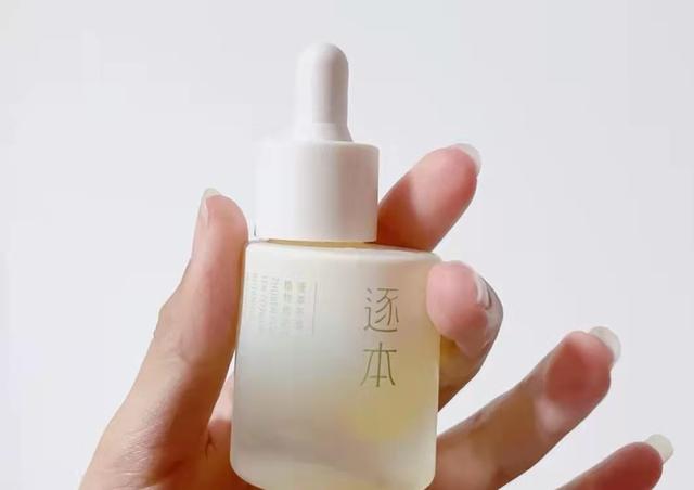 好用的精華液公認(rèn)最好用（盤點(diǎn)5款高性價(jià)比精華）(6)