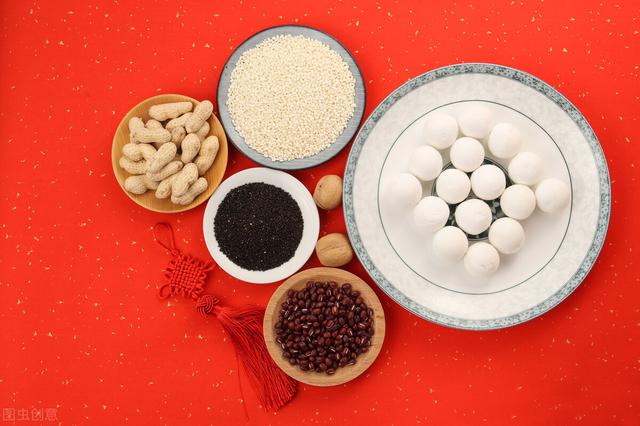 湯圓和元宵有什么區(qū)別（湯圓和元宵是一種食物嗎）(1)
