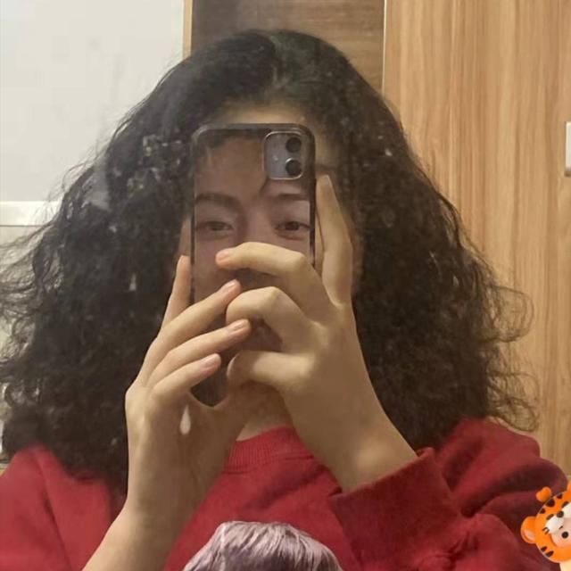 燙發(fā)后怎么打理卷發(fā)（頭發(fā)染燙干枯毛躁修復小妙招）(3)