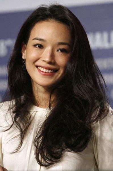 方臉發(fā)型設(shè)計(jì)女（方臉女生的短發(fā)減齡發(fā)型）(4)