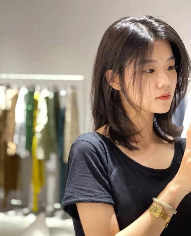 方臉發(fā)型設(shè)計(jì)女（方臉女生的短發(fā)減齡發(fā)型）(6)