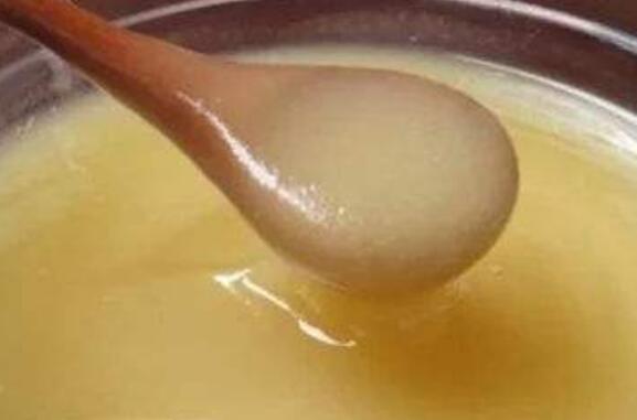 蜂蜜牛奶面膜怎么做（牛奶蜂蜜面膜的做法步驟教程）(2)