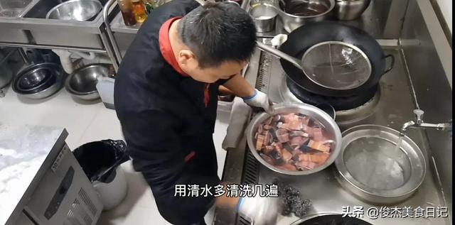 鯰魚圖片怎么做好吃（鯰魚最好吃最正確的做法）(6)