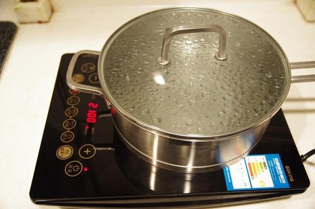 電陶爐和電磁爐哪個(gè)好（怎樣分辨電陶爐與電磁爐）(9)