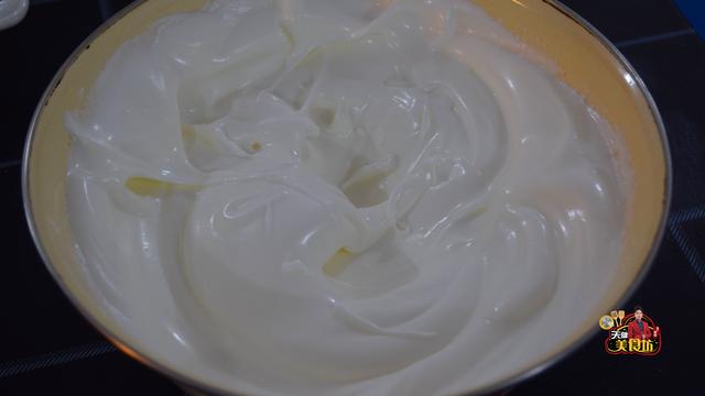 電飯煲蛋糕怎樣才蓬松（電飯煲蛋糕最簡單成功方法）(5)