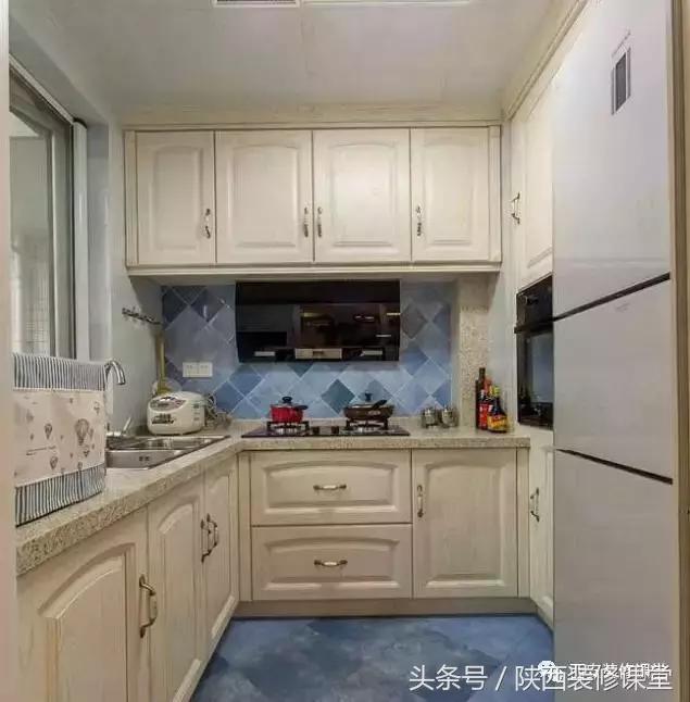 油煙機(jī)怎么安裝（油煙機(jī)安裝方式哪種好）(3)