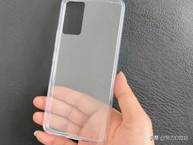 發(fā)黃的手機(jī)殼怎么變白（透明手機(jī)殼變黃洗干凈的小妙招）(3)