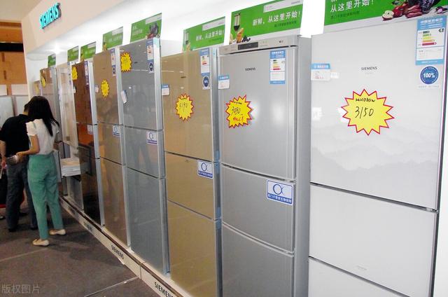冰箱風(fēng)冷好還是直冷好（風(fēng)冷冰箱與直冷冰箱怎么選）(3)
