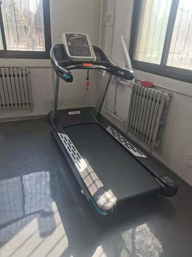 什么牌的跑步機質(zhì)量好（什么牌子的跑步機既經(jīng)濟又實惠）(3)