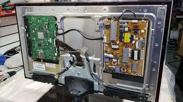 電視開不了機電源燈不亮咋辦（電視無法開機怎么回事）(3)