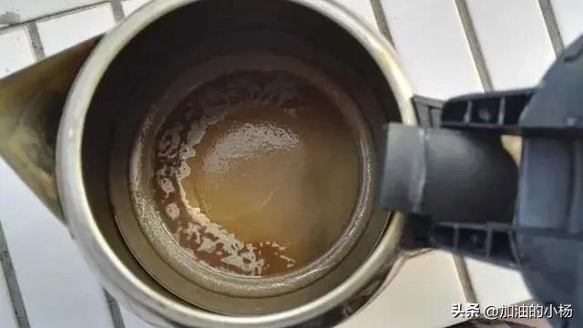 如何處理水壺里的水垢（快速去除水壺水垢的小妙招）(1)