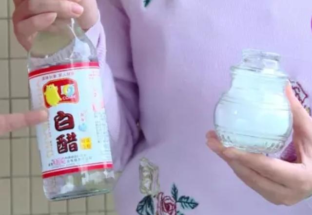 怎么清理洗衣機的污垢（教你一個小妙招快速清洗洗衣機）(2)