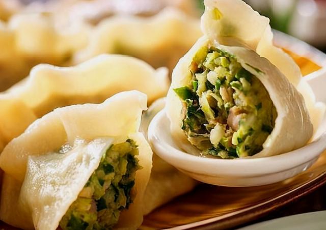 肉餡餃子怎么調(diào)餡好吃（廚師教你“1鹽2水3油”）(1)