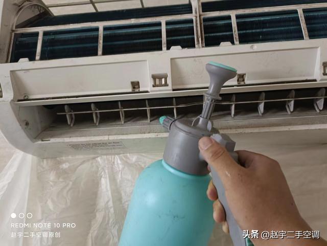 如何清洗空調(diào)室內(nèi)機（空調(diào)內(nèi)機清洗最簡單的方法）(6)